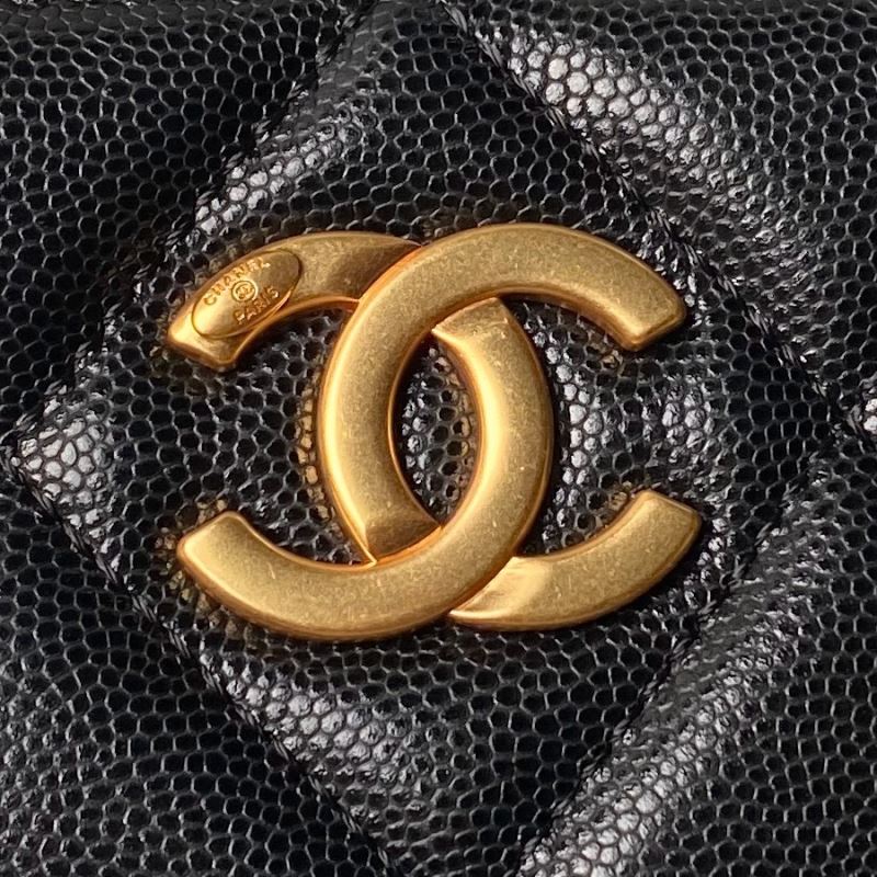 Ch**el shopping bags